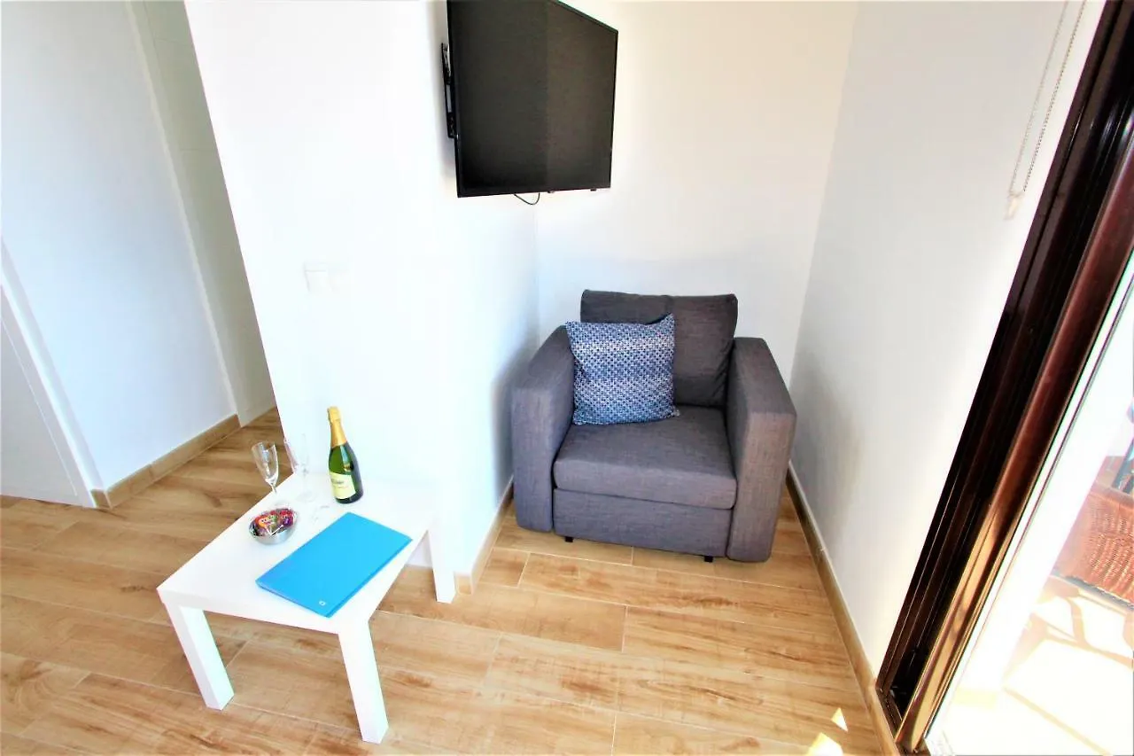 Benalmadena Pueblo - Excelente Conexion Wifi - Piscina Abierta - Fantasticas Vistas - Parking Gratis Apartment 0*,  Spain