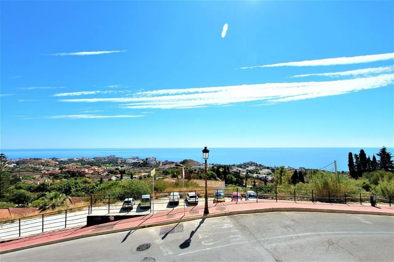 Benalmadena Pueblo - Excelente Conexion Wifi - Piscina Abierta - Fantasticas Vistas - Parking Gratis Apartment